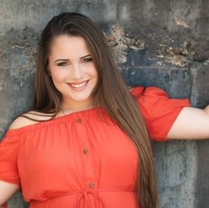 Meet your Posher, Aliciana